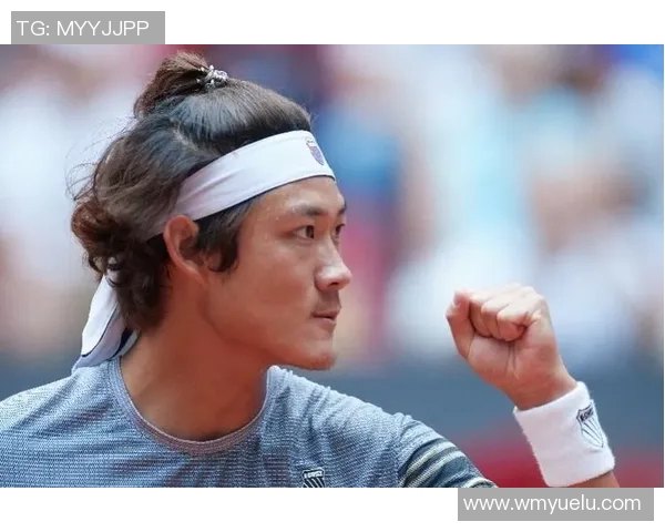 重庆足球队的崛起之路：从低谷到大师赛的辉煌历程探秘